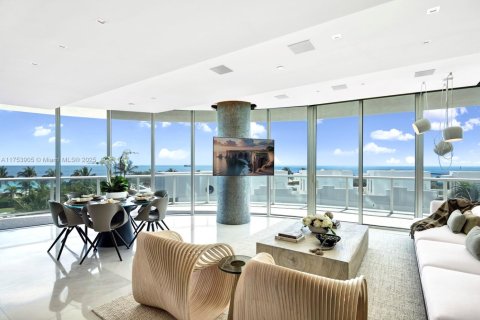 Condominio en venta en Miami Beach, Florida, 3 dormitorios, 233 m2 № 1860343 - foto 5