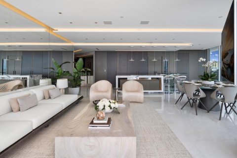 Condominio en venta en Miami Beach, Florida, 3 dormitorios, 233 m2 № 1860343 - foto 8