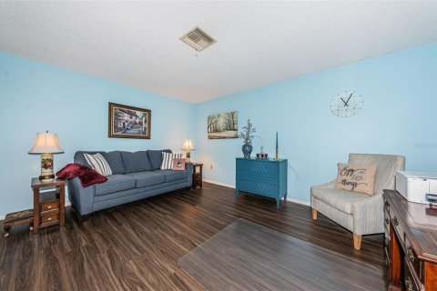 Casa en venta en Pinellas Park, Florida, 3 dormitorios, 128.11 m2 № 1885551 - foto 4