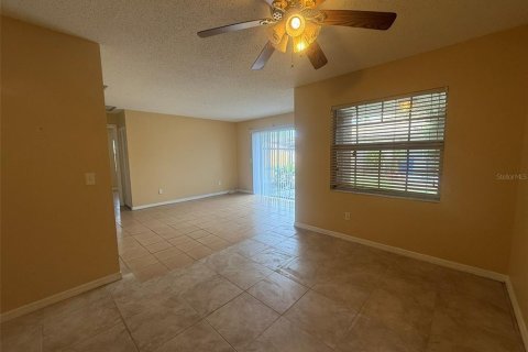 Apartamento en alquiler en Brandon, Florida, 2 dormitorios, 80.36 m2 № 1750158 - foto 6