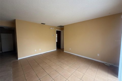 Apartamento en alquiler en Brandon, Florida, 2 dormitorios, 80.36 m2 № 1750158 - foto 4