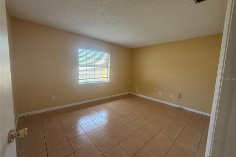 Apartamento en alquiler en Brandon, Florida, 2 dormitorios, 80.36 m2 № 1750158 - foto 13