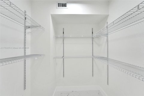 Copropriété à vendre à Pembroke Pines, Floride: 1 chambre, 74.32 m2 № 1738237 - photo 21