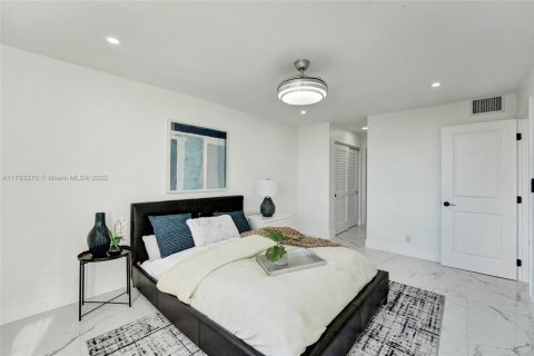 Copropriété à vendre à Pembroke Pines, Floride: 1 chambre, 74.32 m2 № 1738237 - photo 19