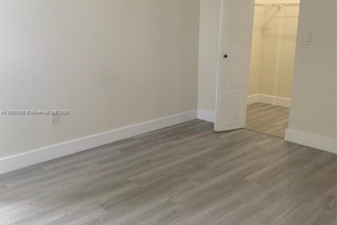 Copropriété à vendre à North Lauderdale, Floride: 1 chambre, 75.25 m2 № 1977680 - photo 8