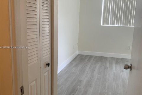 Copropriété à vendre à North Lauderdale, Floride: 1 chambre, 75.25 m2 № 1977680 - photo 7