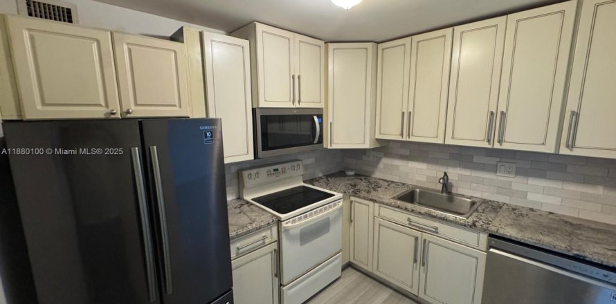 Condo à North Lauderdale, Floride, 1 chambre  № 1977680