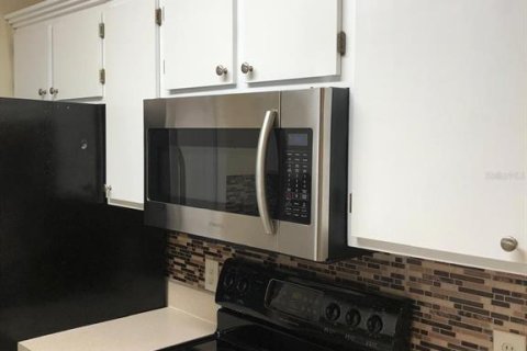 Condo in Orlando, Florida, 3 bedrooms № 2117472 - photo 20