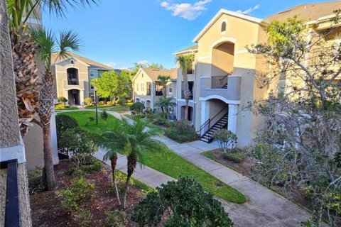 Condo in Orlando, Florida, 3 bedrooms № 2117472 - photo 13