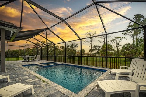 Villa ou maison à Rotonda, Floride 4 chambres, 178.74 m2 № 2097518