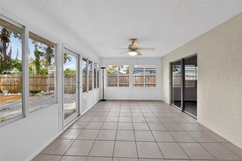 House in Bradenton, Florida 3 bedrooms, 163.69 sq.m. № 2227822 - photo 20