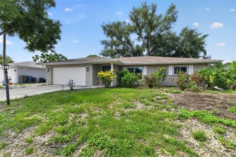 Villa ou maison à Bradenton, Floride 3 chambres, 163.69 m2 № 2227822