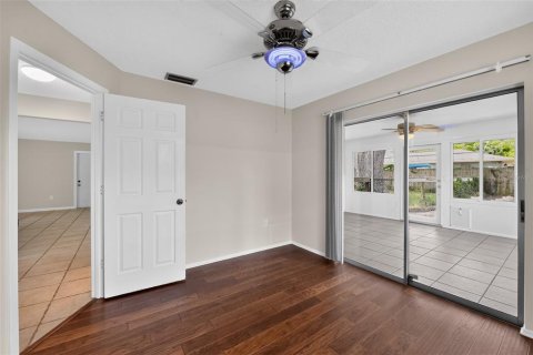 House in Bradenton, Florida 3 bedrooms, 163.69 sq.m. № 2227822 - photo 12