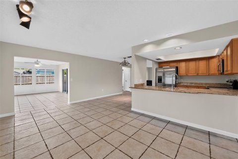 House in Bradenton, Florida 3 bedrooms, 163.69 sq.m. № 2227822 - photo 9