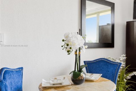 Condominio en venta en Sunny Isles Beach, Florida № 2077316 - foto 7