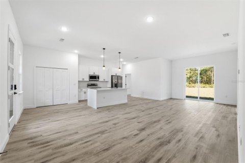 Villa ou maison à louer à Ocala, Floride: 4 chambres, 167.13 m2 № 2097251 - photo 9