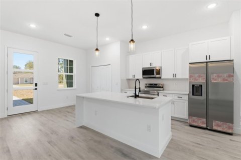 Villa ou maison à louer à Ocala, Floride: 4 chambres, 167.13 m2 № 2097251 - photo 12