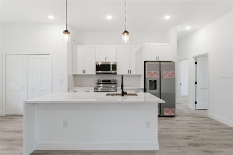 Villa ou maison à louer à Ocala, Floride: 4 chambres, 167.13 m2 № 2097251 - photo 13