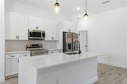 Villa ou maison à louer à Ocala, Floride: 4 chambres, 167.13 m2 № 2097251 - photo 14