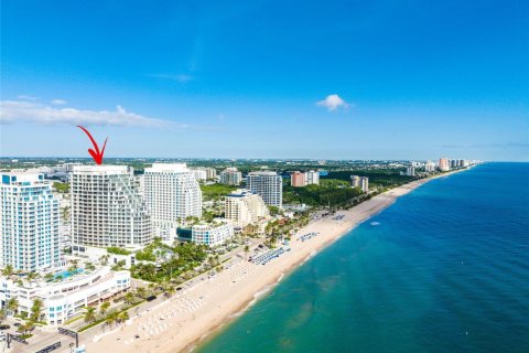 Condo in Fort Lauderdale, Florida, 3 bedrooms № 2081910 - photo 6