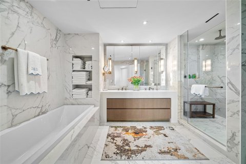 Condo in Fort Lauderdale, Florida, 3 bedrooms № 2081910 - photo 24