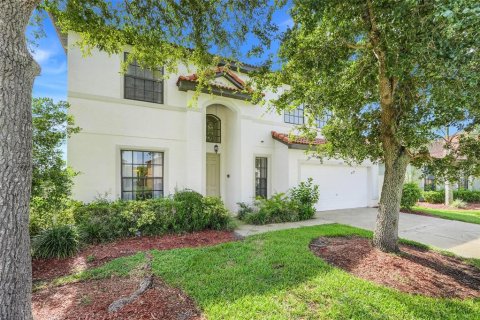 Casa en venta en Kissimmee, Florida, 5 dormitorios, 329.43 m2 № 1918666 - foto 7