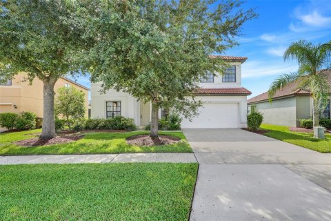Casa en venta en Kissimmee, Florida, 5 dormitorios, 329.43 m2 № 1918666 - foto 5