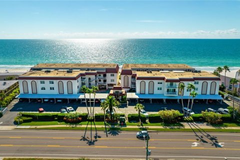 Condo à Belleair Beach, Floride, 2 chambres  № 2299029