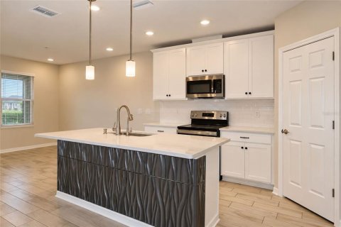 Touwnhouse à vendre à Palmetto, Floride: 3 chambres, 154.59 m2 № 2415143 - photo 3