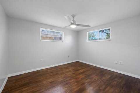 House in Port Richey, Florida 2 bedrooms, 104.79 sq.m. № 1781295 - photo 24