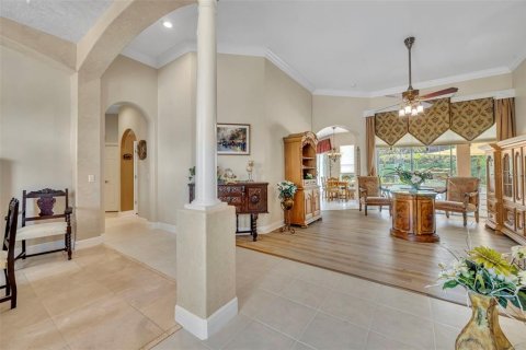 Casa en venta en Apopka, Florida, 5 dormitorios, 319.96 m2 № 2151834 - foto 4