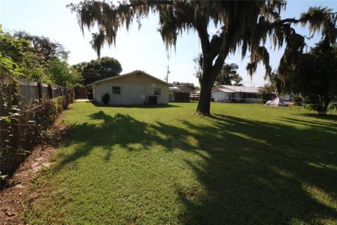 House in Mulberry, Florida 3 bedrooms, 156.08 sq.m. № 2299363 - photo 8