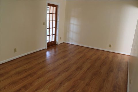House in Mulberry, Florida 3 bedrooms, 156.08 sq.m. № 2299363 - photo 14