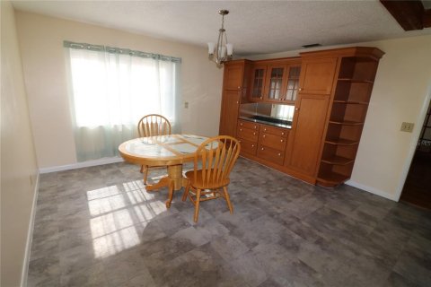 House in Mulberry, Florida 3 bedrooms, 156.08 sq.m. № 2299363 - photo 22