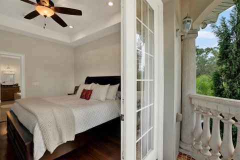 Casa en venta en Tampa, Florida, 5 dormitorios, 353.96 m2 № 2383543 - foto 22