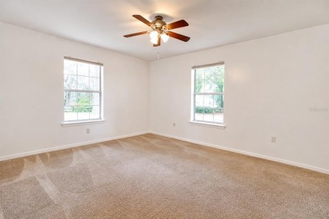 House in Cross City, Florida 4 bedrooms, 256.41 sq.m. № 2156942 - photo 28