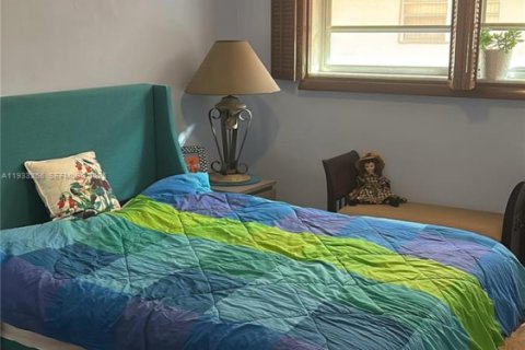 Copropriété à louer à Hallandale Beach, Floride: 2 chambres, 86.86 m2 № 1991170 - photo 8