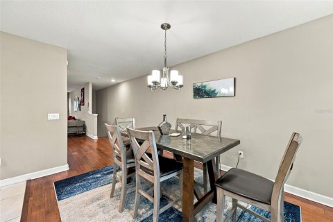 Townhouse in Tampa, Florida 4 bedrooms, 234.67 sq.m. № 2418323 - photo 21