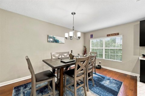 Townhouse in Tampa, Florida 4 bedrooms, 234.67 sq.m. № 2418323 - photo 20