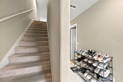 Townhouse in Tampa, Florida 4 bedrooms, 234.67 sq.m. № 2418323 - photo 5