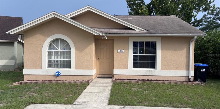 House in Orlando, Florida 2 bedrooms, 87.89 sq.m. № 2232251