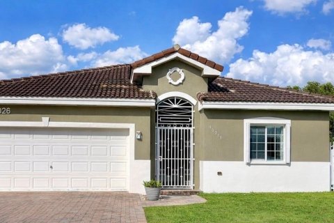 Casa en Miami, Florida 3 dormitorios, 139.54 m2 № 2008143