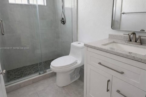 Casa en venta en Miami, Florida, 3 dormitorios, 139.54 m2 № 2008143 - foto 25