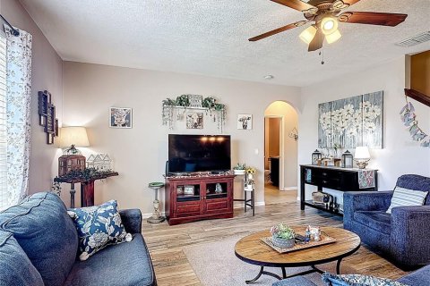 Купить виллу или дом в Дэвенпорт, Флорида 8 комнат, 250.46м2, № 1681227 - фото 9