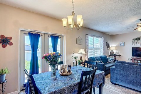Купить виллу или дом в Дэвенпорт, Флорида 8 комнат, 250.46м2, № 1681227 - фото 7