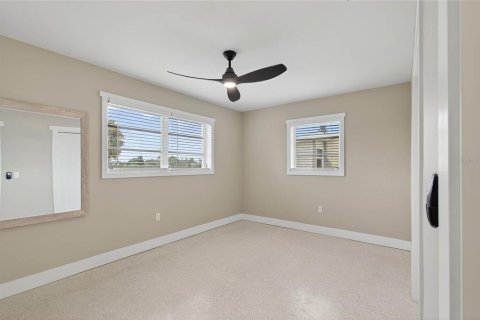 Casa en venta en Port Charlotte, Florida, 2 dormitorios, 115.29 m2 № 1912851 - foto 25