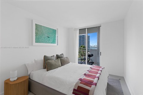 Condominio en venta en Miami Beach, Florida, 2 dormitorios, 99.41 m2 № 1877628 - foto 17