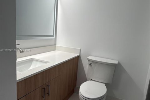 Condo in Aventura, Florida, 1 bedroom  № 2055532 - photo 14