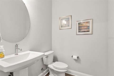 House in Orlando, Florida 4 bedrooms, 309.27 sq.m. № 2216700 - photo 28