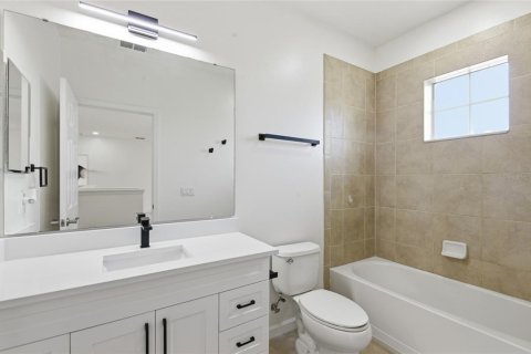 Villa ou maison à vendre à Orlando, Floride: 4 chambres, 240.43 m2 № 2142380 - photo 21
